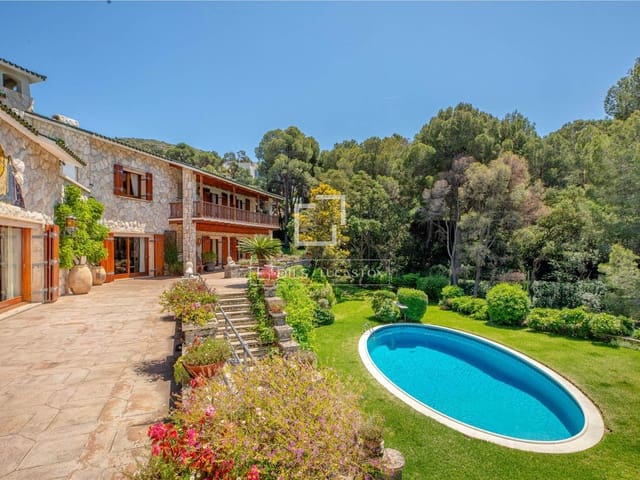 8 soveværelse Villa til salg i Roses med swimmingpool garage - € 22.000.000 (Ref: 9872789)