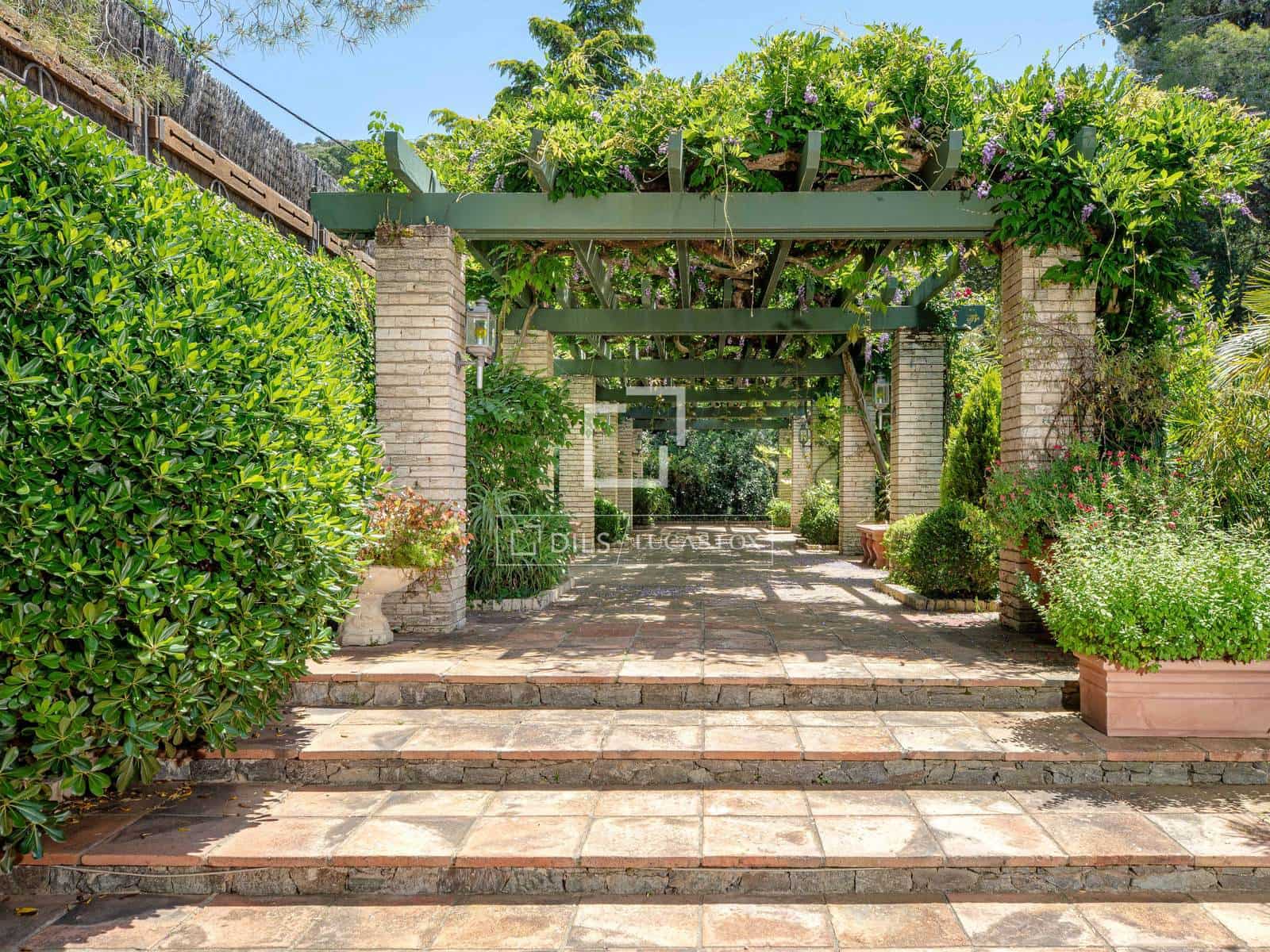 8 soveværelse Villa til salg i Roses med swimmingpool garage - € 22.000.000 (Ref: 9872789)