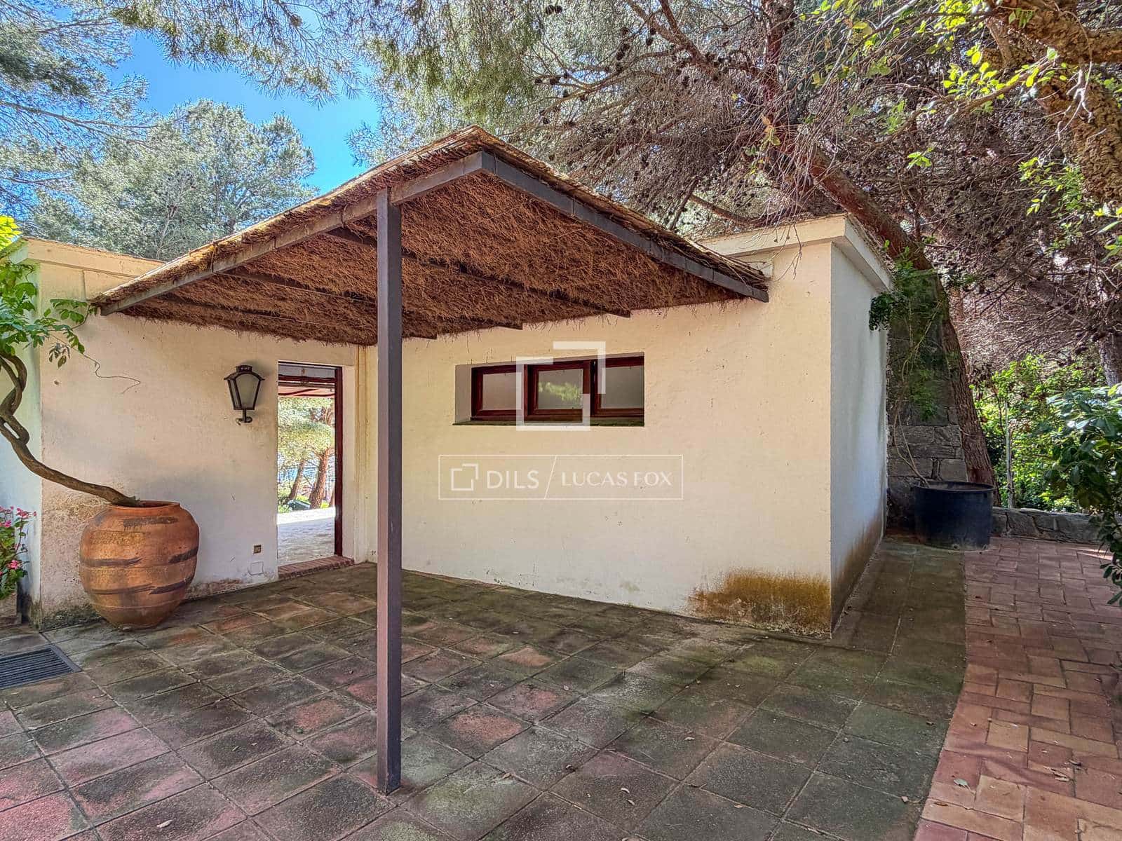 8 soveværelse Villa til salg i Roses med swimmingpool garage - € 22.000.000 (Ref: 9872789)