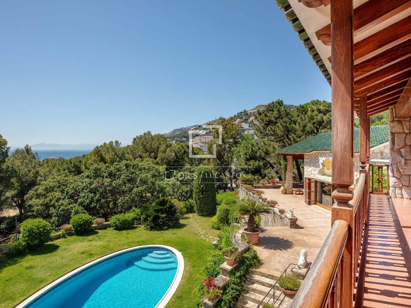8 soveværelse Villa til salg i Roses med swimmingpool garage - € 22.000.000 (Ref: 9872789)