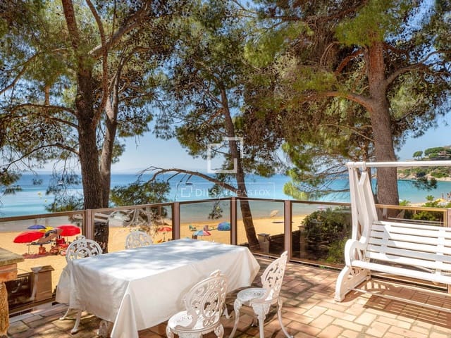 8 soveværelse Villa til salg i Roses med swimmingpool garage - € 22.000.000 (Ref: 9872789)