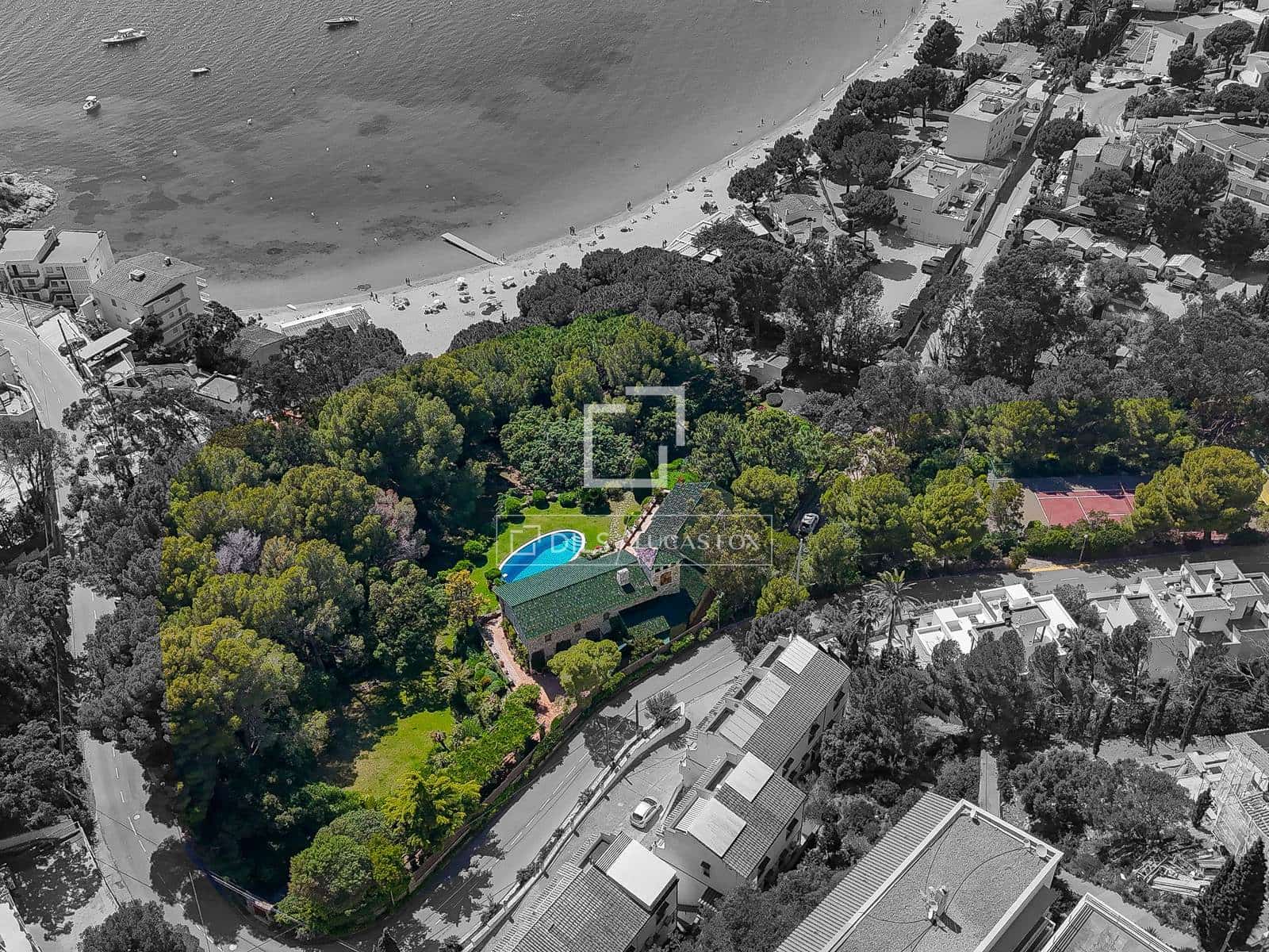 8 soveværelse Villa til salg i Roses med swimmingpool garage - € 22.000.000 (Ref: 9872789)