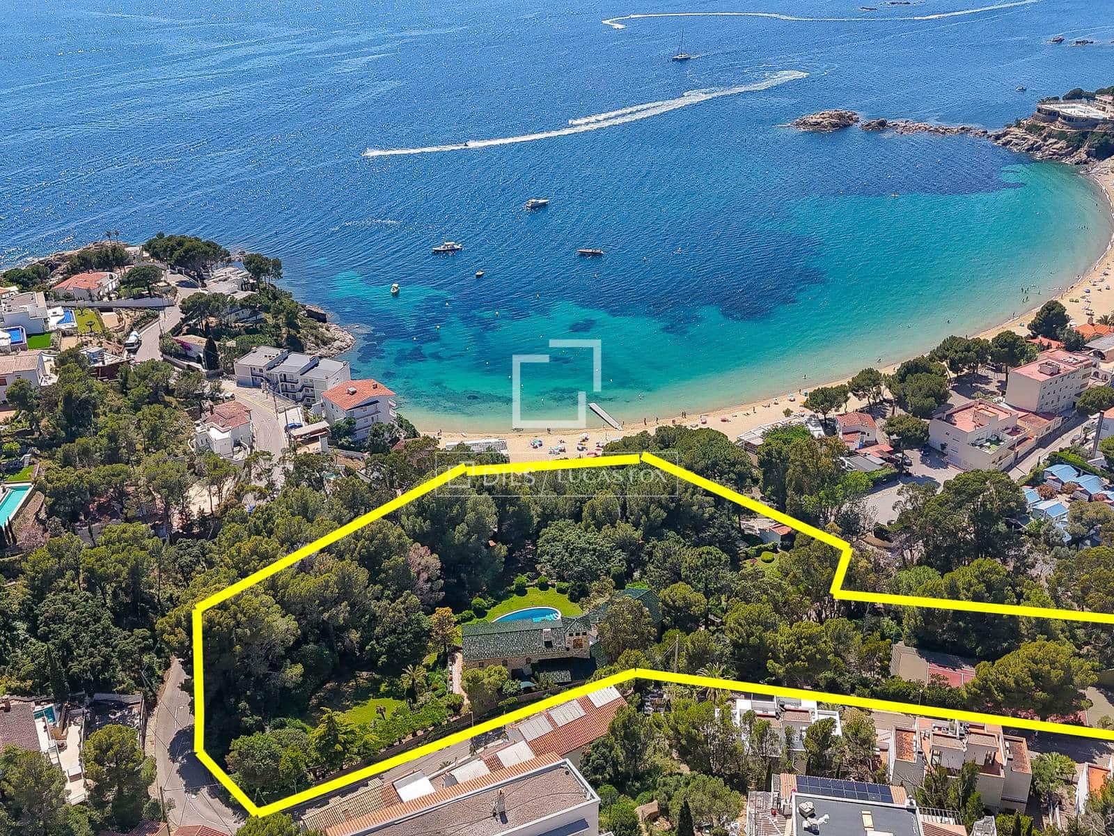 8 soveværelse Villa til salg i Roses med swimmingpool garage - € 22.000.000 (Ref: 9872789)