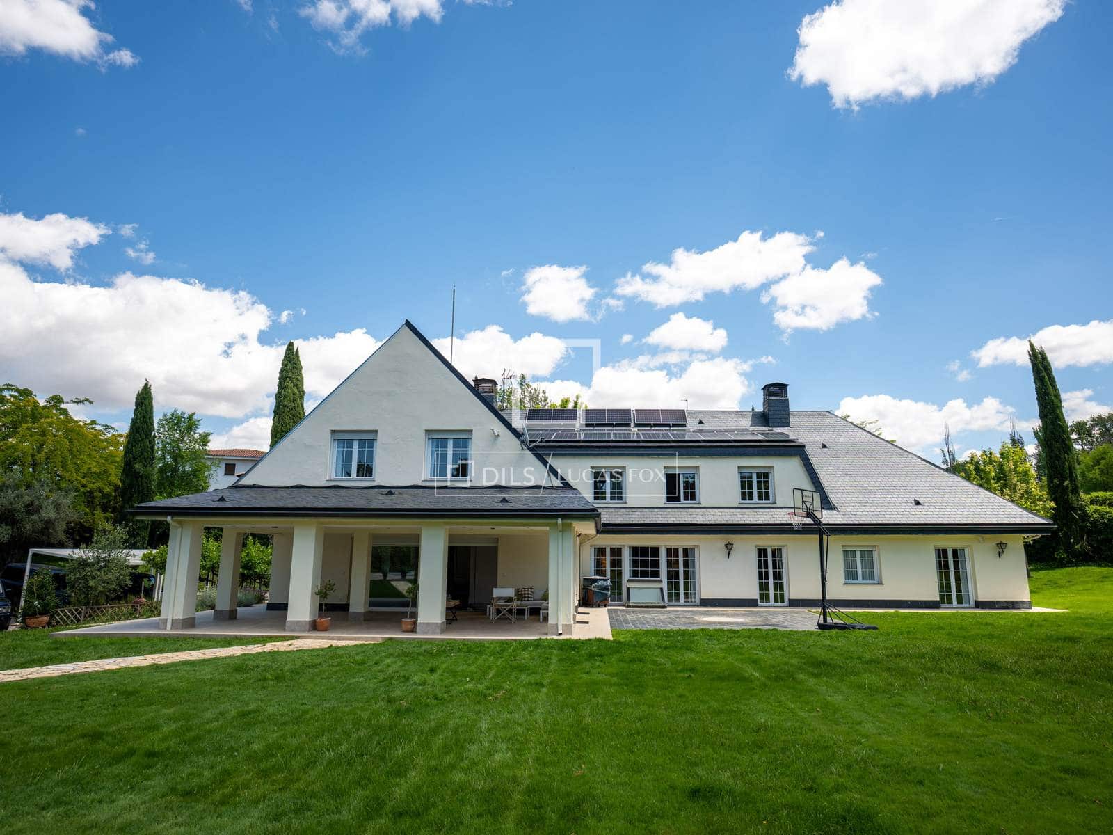 8 slaapkamer Villa te koop in Algete met zwembad garage - € 2.226.000 (Ref: 9872790)