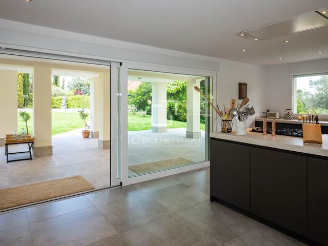 8 slaapkamer Villa te koop in Algete met zwembad garage - € 2.226.000 (Ref: 9872790)