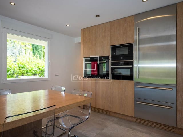 8 slaapkamer Villa te koop in Algete met zwembad garage - € 2.226.000 (Ref: 9872790)