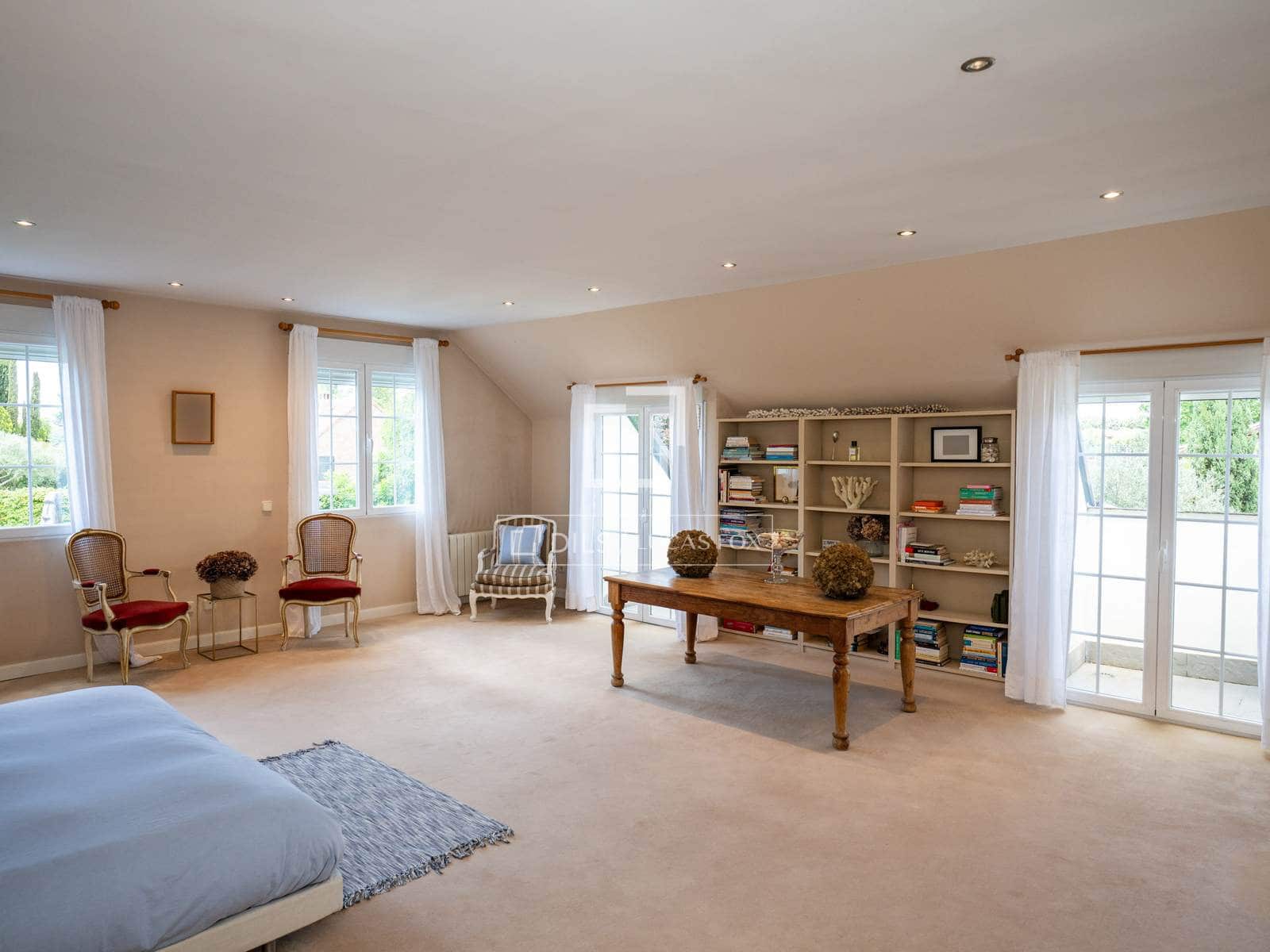 8 slaapkamer Villa te koop in Algete met zwembad garage - € 2.226.000 (Ref: 9872790)