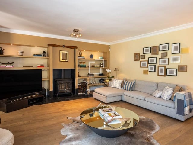 8 slaapkamer Villa te koop in Algete met zwembad garage - € 2.226.000 (Ref: 9872790)