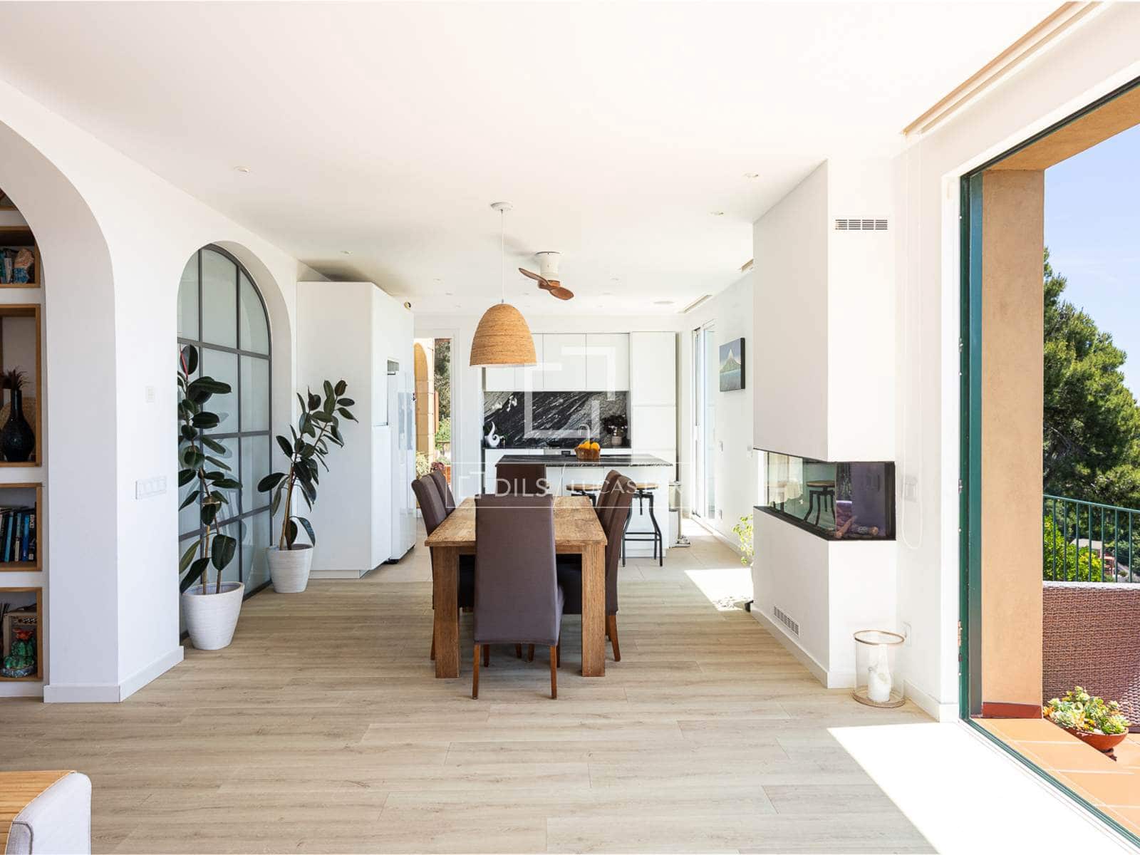 3 Zimmer Apartment zu vermieten in Barcelona Stadt mit Garage - 5.500 € (Ref: 9873806)