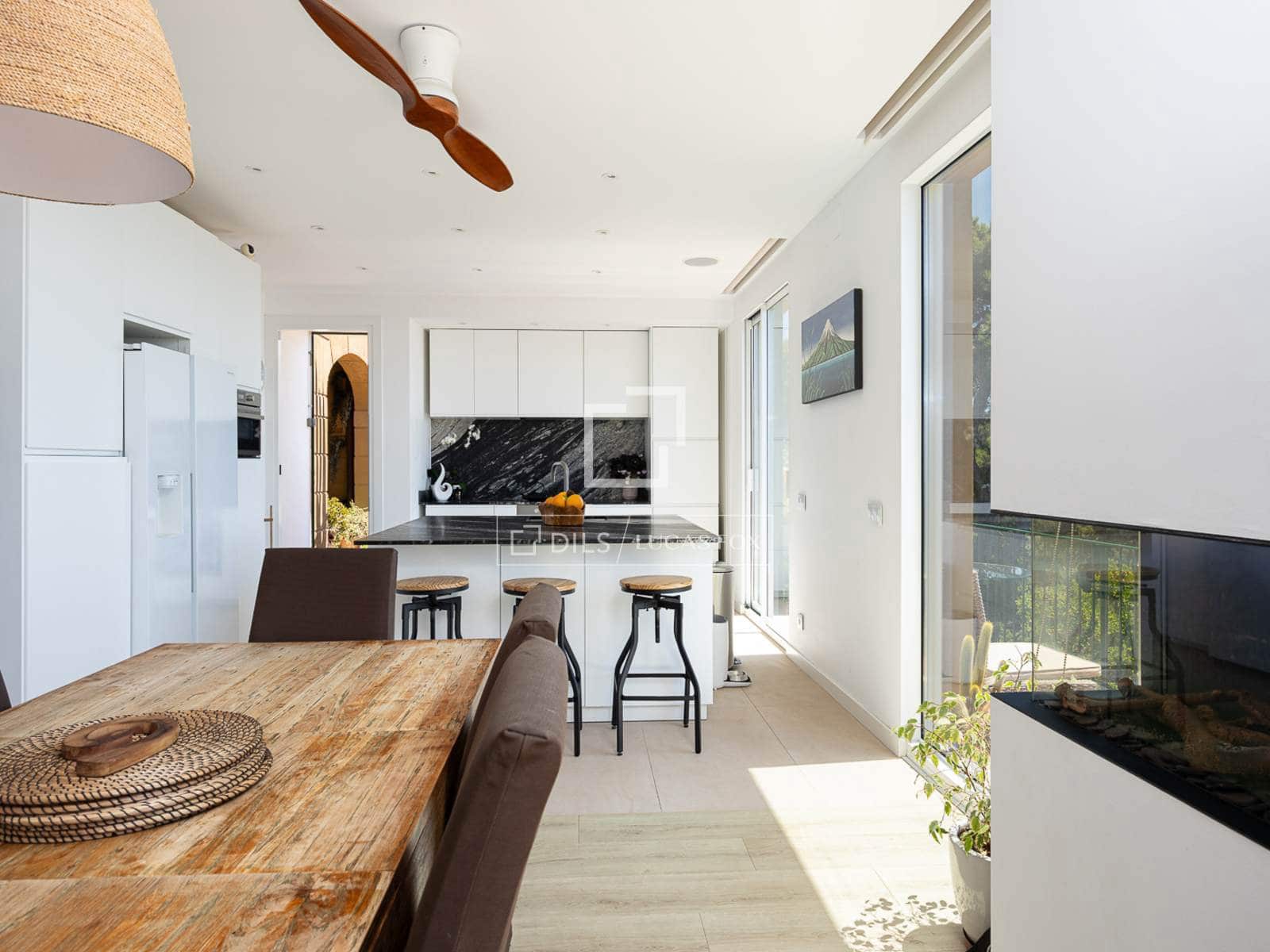 3 Zimmer Apartment zu vermieten in Barcelona Stadt mit Garage - 5.500 € (Ref: 9873806)