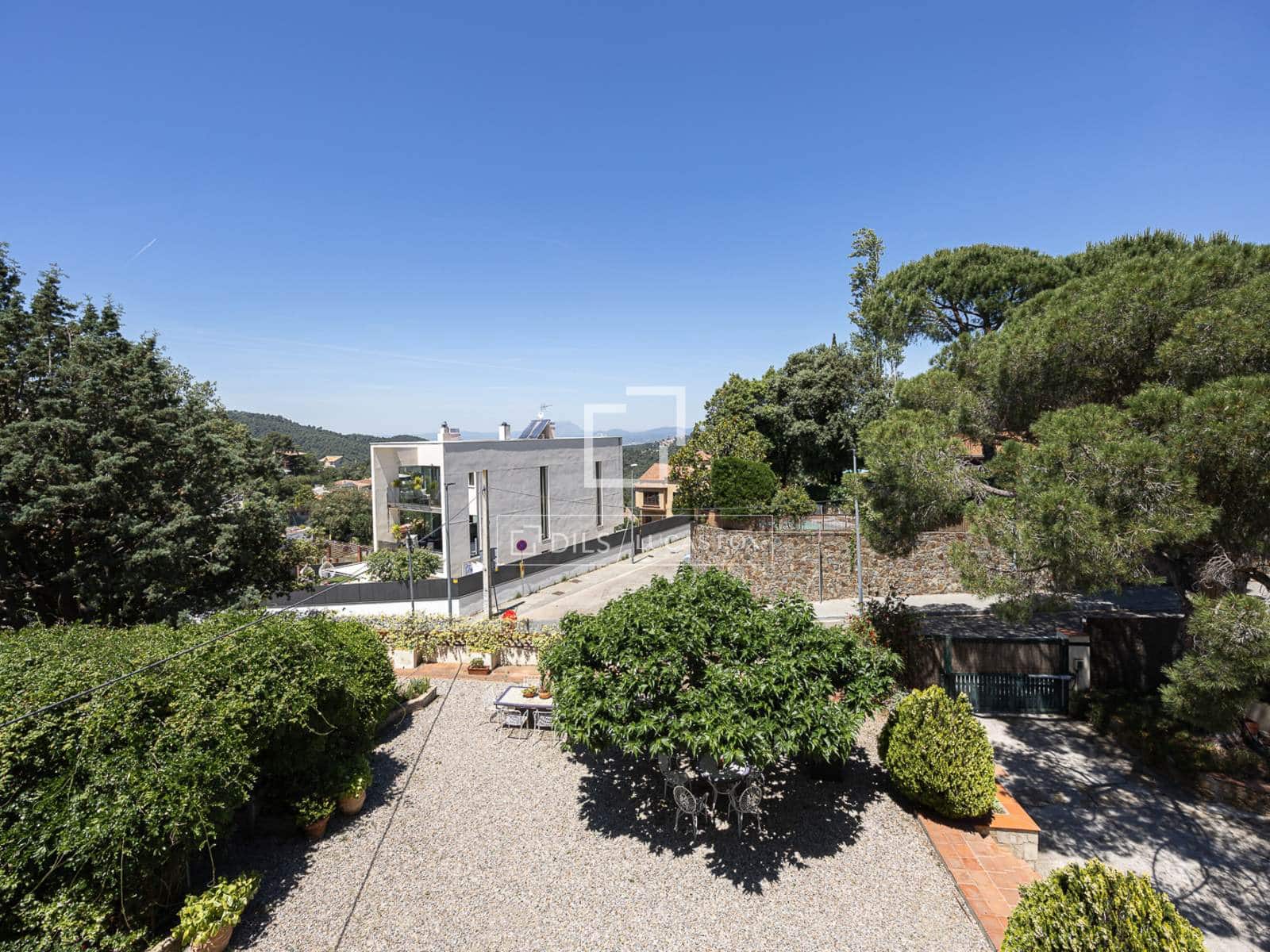 3 Zimmer Apartment zu vermieten in Barcelona Stadt mit Garage - 5.500 € (Ref: 9873806)