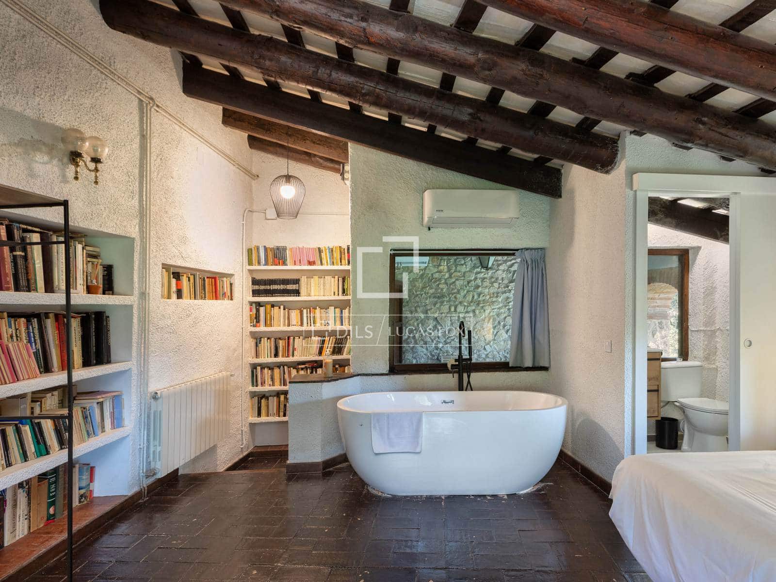 7 bedroom Finca/Country House for sale in Llagostera with pool - € 1,325,000 (Ref: 9873807)