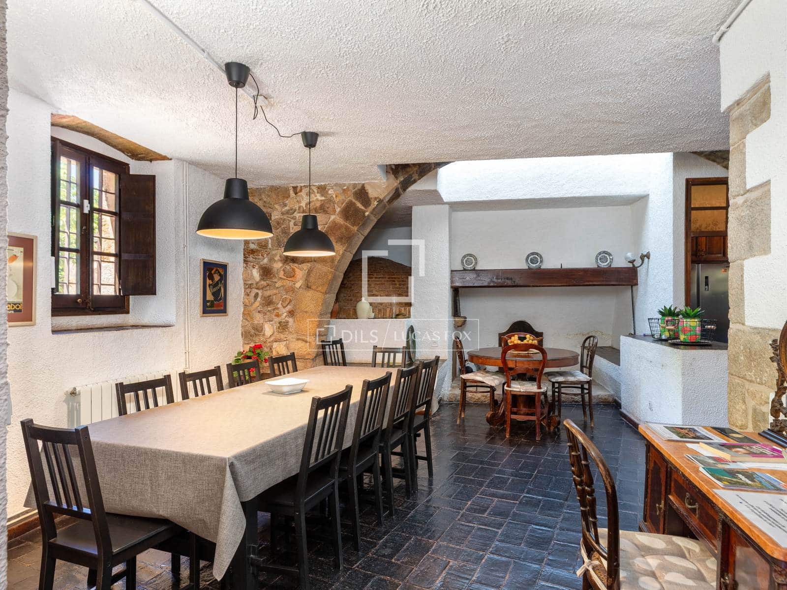 7 bedroom Finca/Country House for sale in Llagostera with pool - € 1,325,000 (Ref: 9873807)