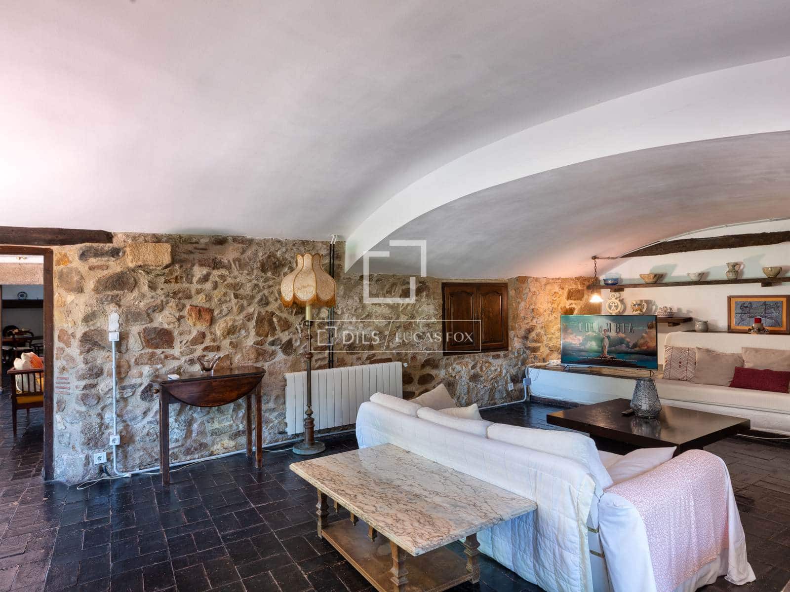 7 bedroom Finca/Country House for sale in Llagostera with pool - € 1,325,000 (Ref: 9873807)