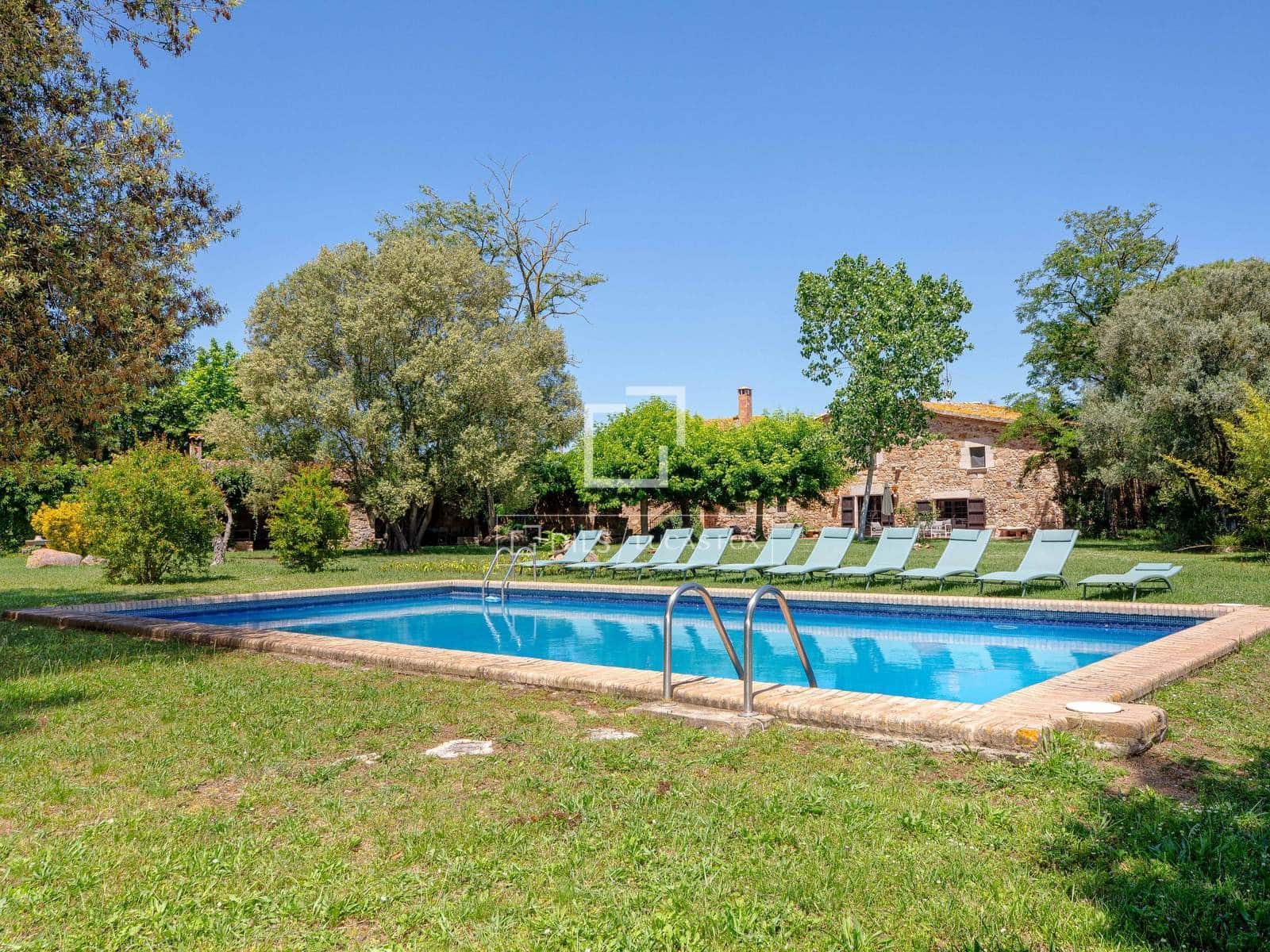 7 bedroom Finca/Country House for sale in Llagostera with pool - € 1,325,000 (Ref: 9873807)