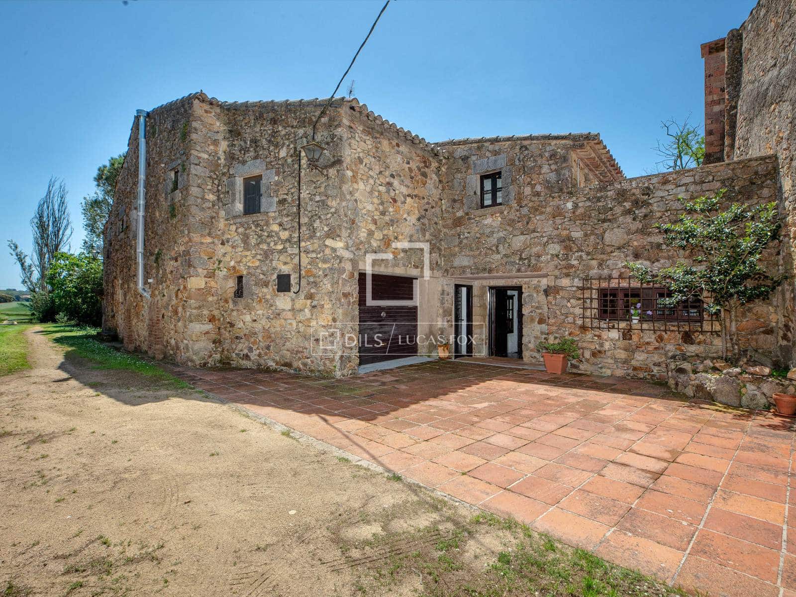 7 bedroom Finca/Country House for sale in Llagostera with pool - € 1,325,000 (Ref: 9873807)