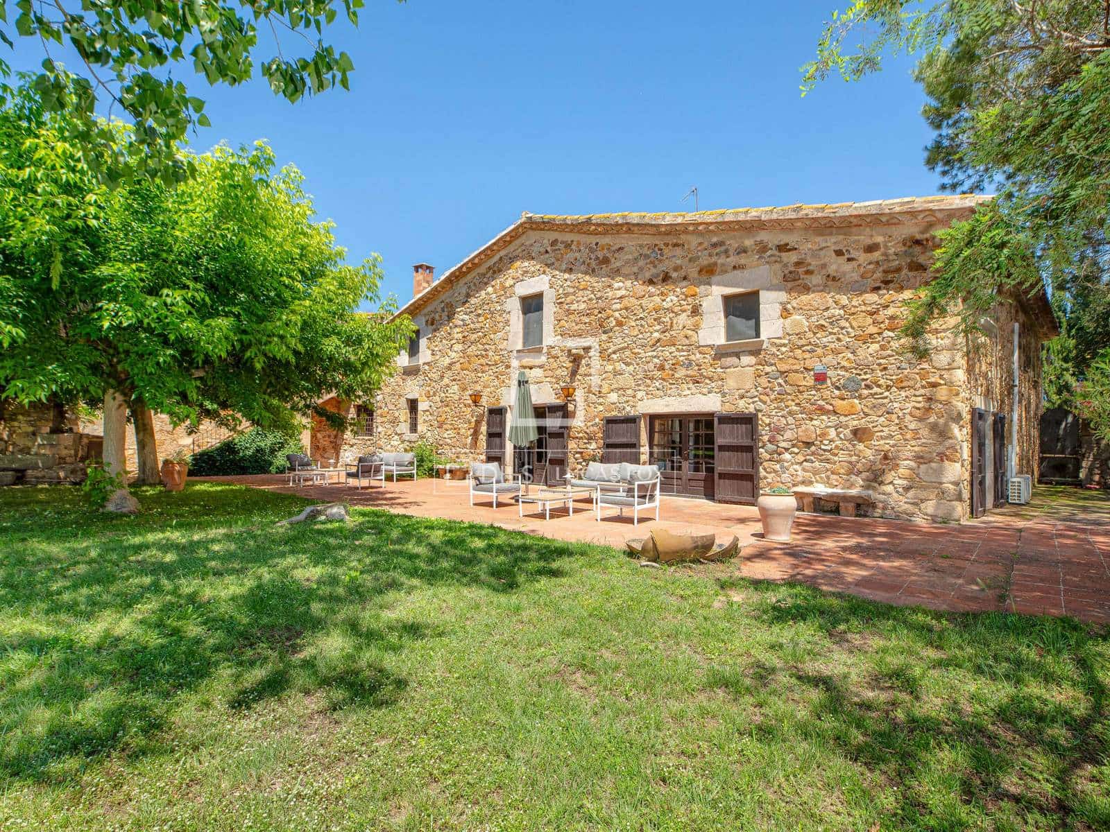 7 bedroom Finca/Country House for sale in Llagostera with pool - € 1,325,000 (Ref: 9873807)