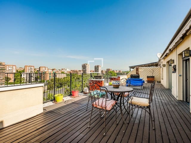 3 soverom Penthouse til salgs i Madrid by - € 1 295 000 (Ref: 9873808)