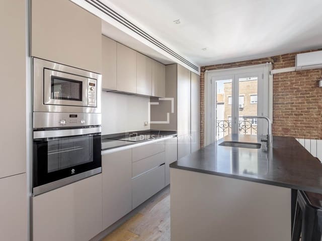2 soveværelse Lejlighed til leje i Madrid by - € 3.600 (Ref: 9873809)