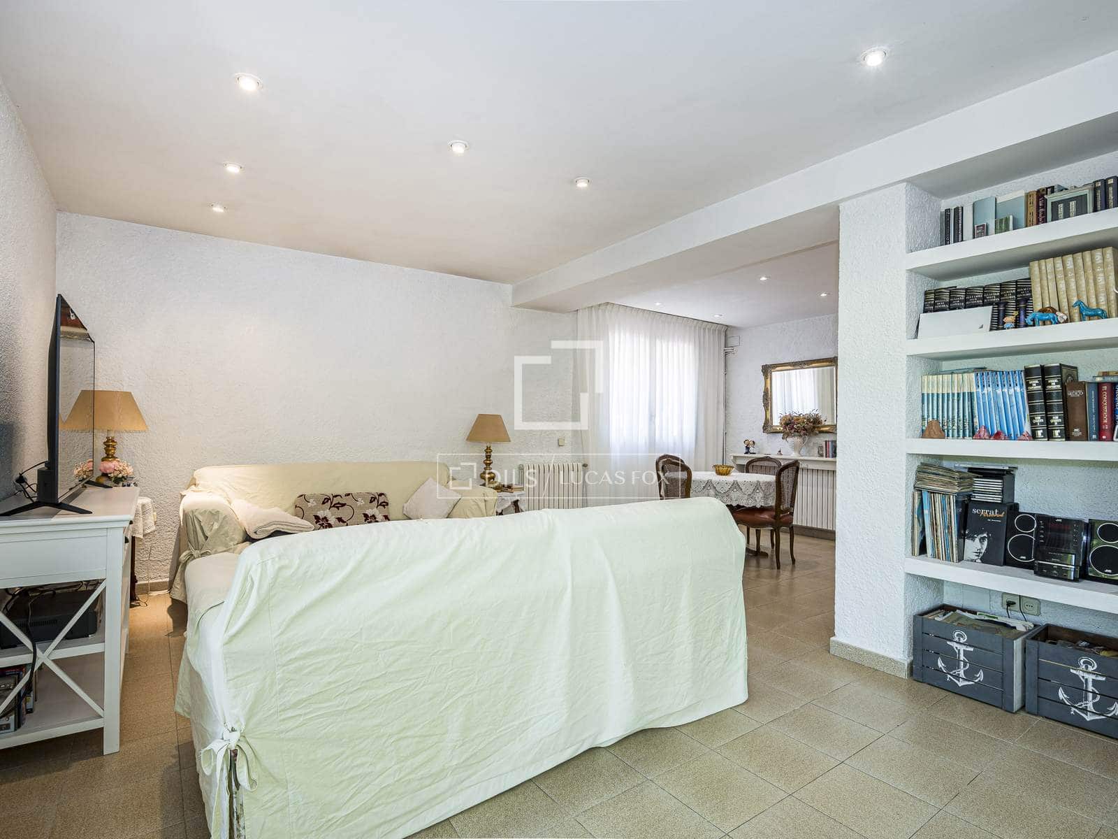 5 bedroom Villa for sale in Sant Cugat del Valles with pool - € 1,090,000 (Ref: 9873980)
