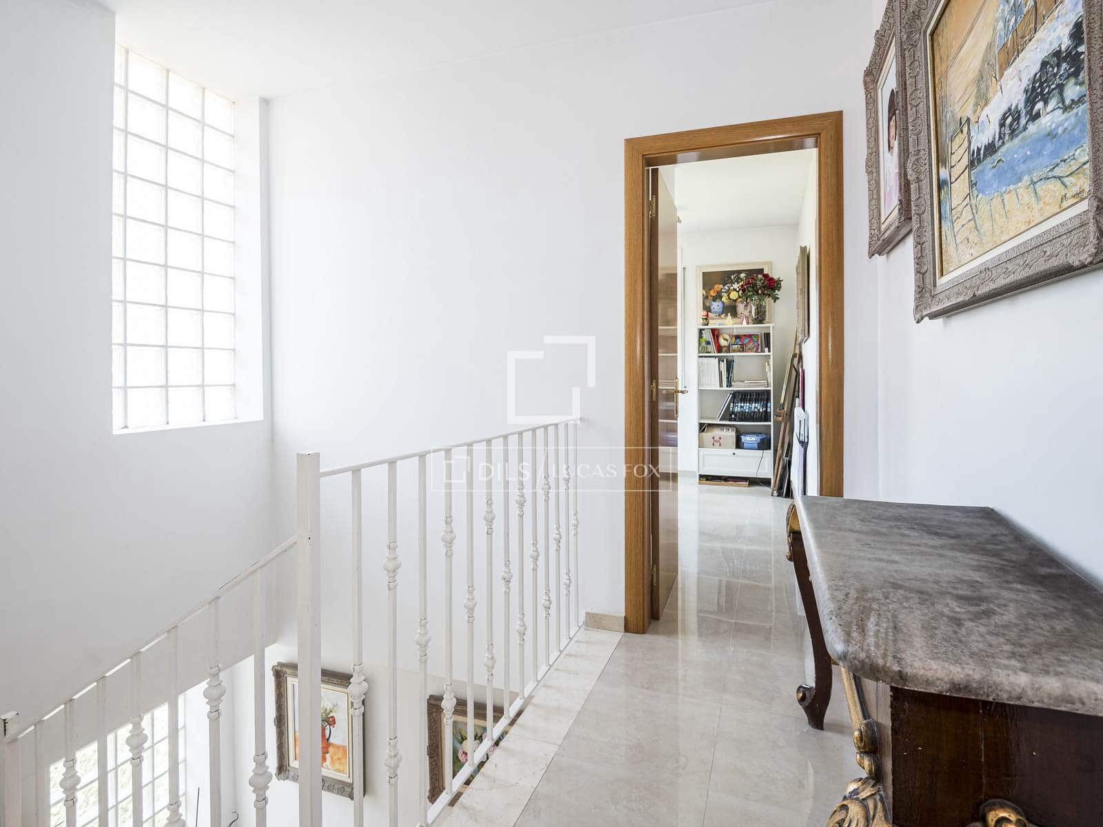 5 bedroom Villa for sale in Sant Cugat del Valles with pool - € 1,090,000 (Ref: 9873980)
