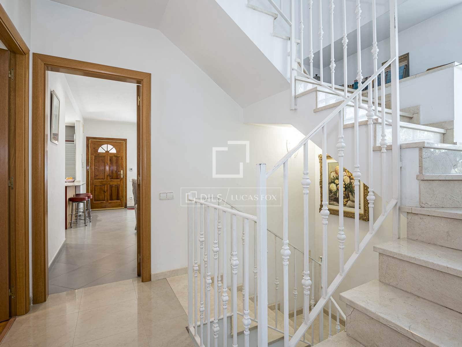 5 bedroom Villa for sale in Sant Cugat del Valles with pool - € 1,090,000 (Ref: 9873980)