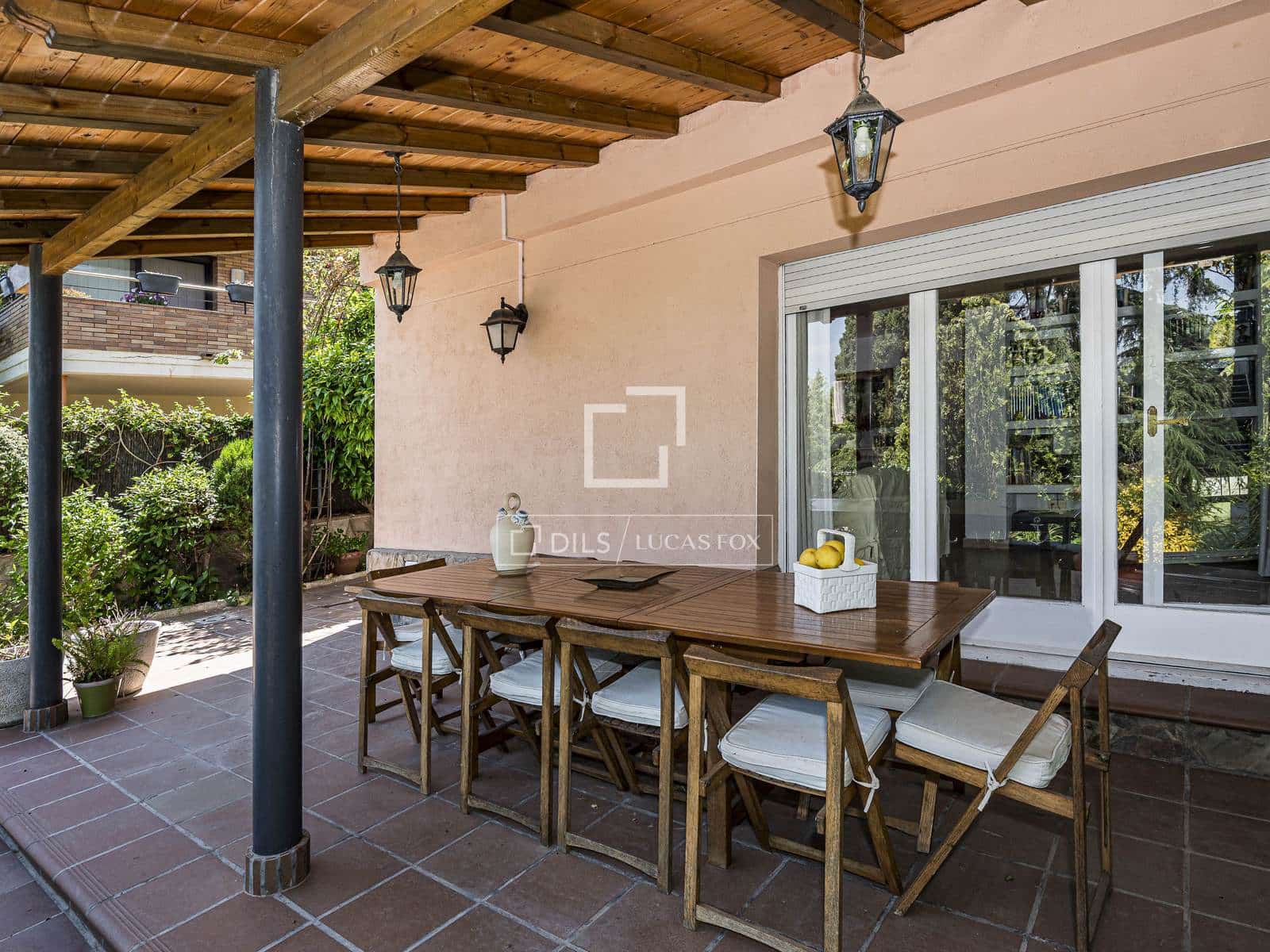 5 bedroom Villa for sale in Sant Cugat del Valles with pool - € 1,090,000 (Ref: 9873980)