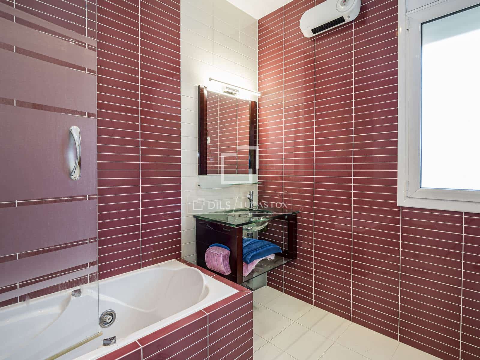 5 bedroom Villa for sale in Sant Cugat del Valles with pool - € 1,090,000 (Ref: 9873980)