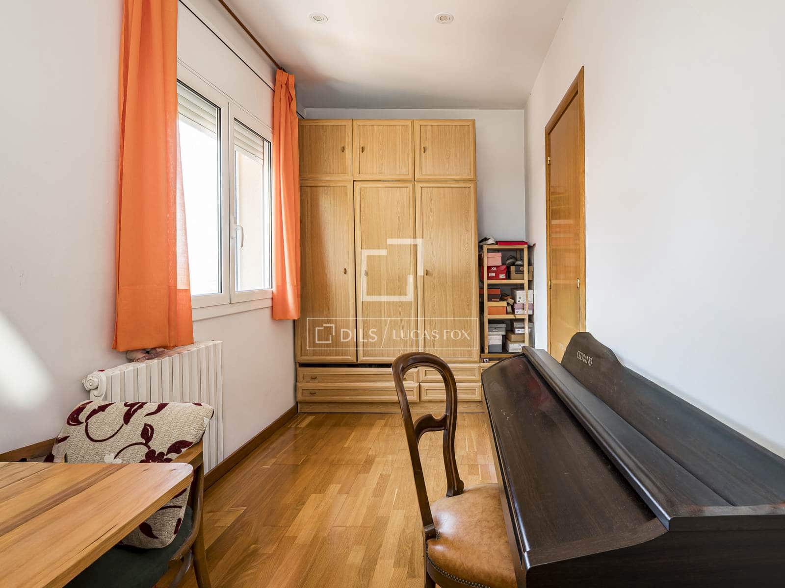 5 bedroom Villa for sale in Sant Cugat del Valles with pool - € 1,090,000 (Ref: 9873980)