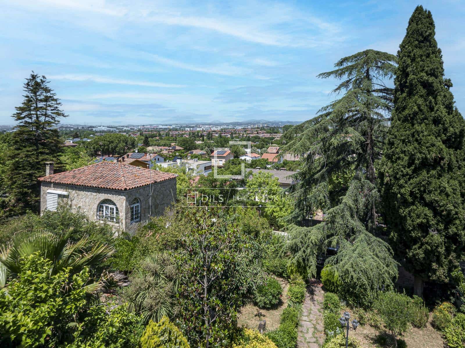 5 bedroom Villa for sale in Sant Cugat del Valles with pool - € 1,090,000 (Ref: 9873980)