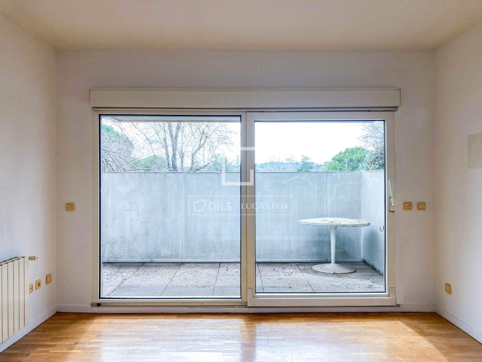 5 soveværelse Villa til leje i Madrid by med swimmingpool - € 3.000 (Ref: 9873981)