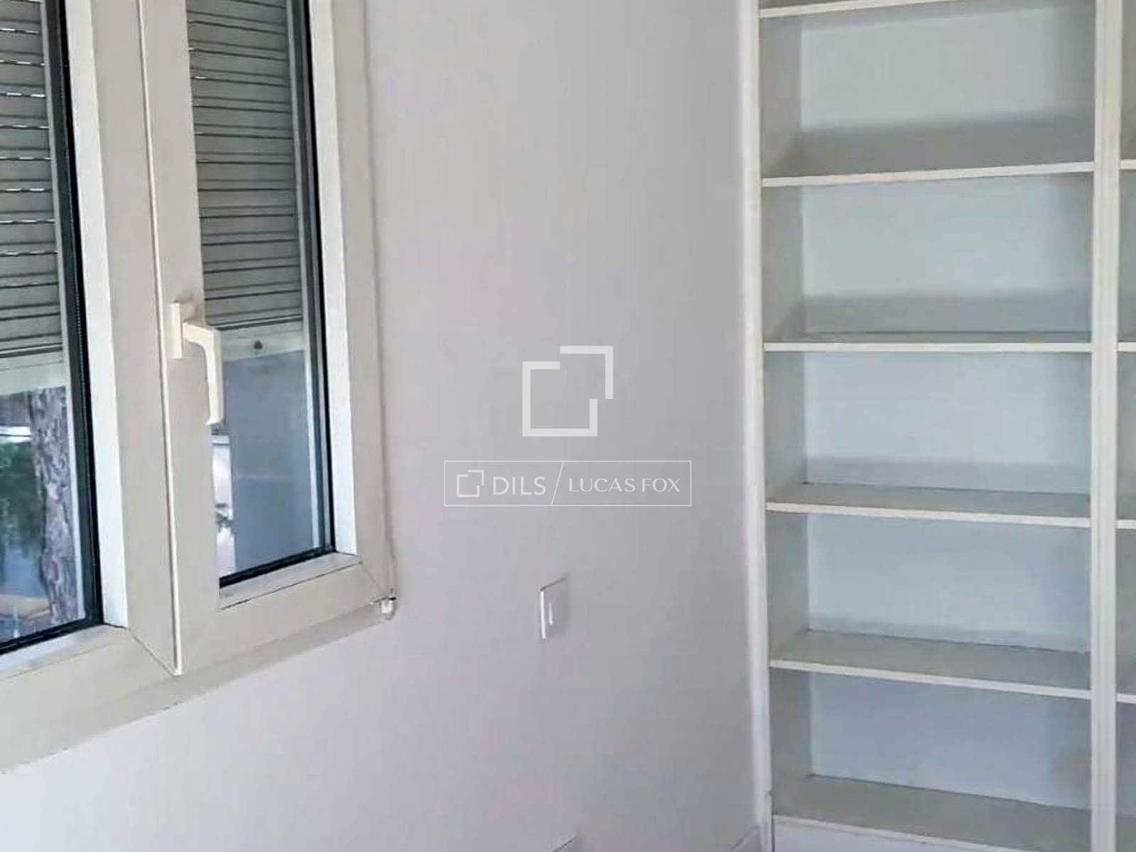 5 soveværelse Villa til leje i Madrid by med swimmingpool - € 3.000 (Ref: 9873981)