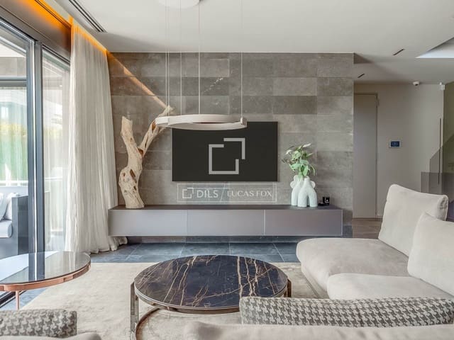 4 camera da letto Villa in vendita in Salou con piscina garage - 1.595.000 € (Rif: 9873983)