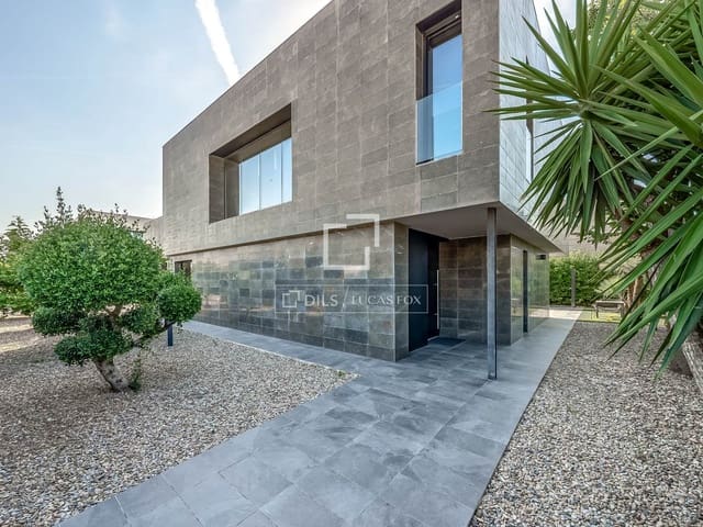 4 camera da letto Villa in vendita in Salou con piscina garage - 1.595.000 € (Rif: 9873983)