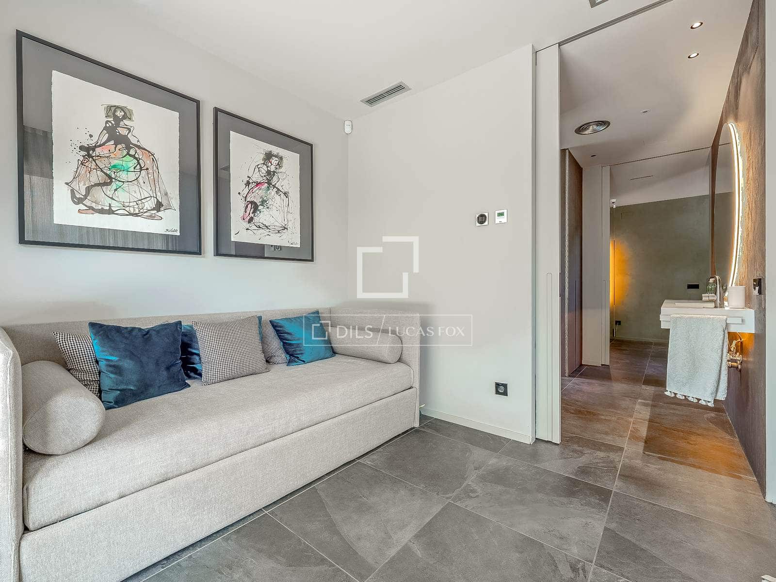 4 bedroom Villa for sale in Salou with pool garage - € 1,595,000 (Ref: 9873983)