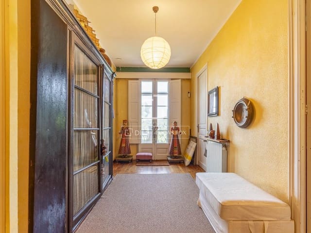 5 Zimmer Villa zu verkaufen in Barcelona Stadt mit Pool Garage - 1.800.000 € (Ref: 9874169)