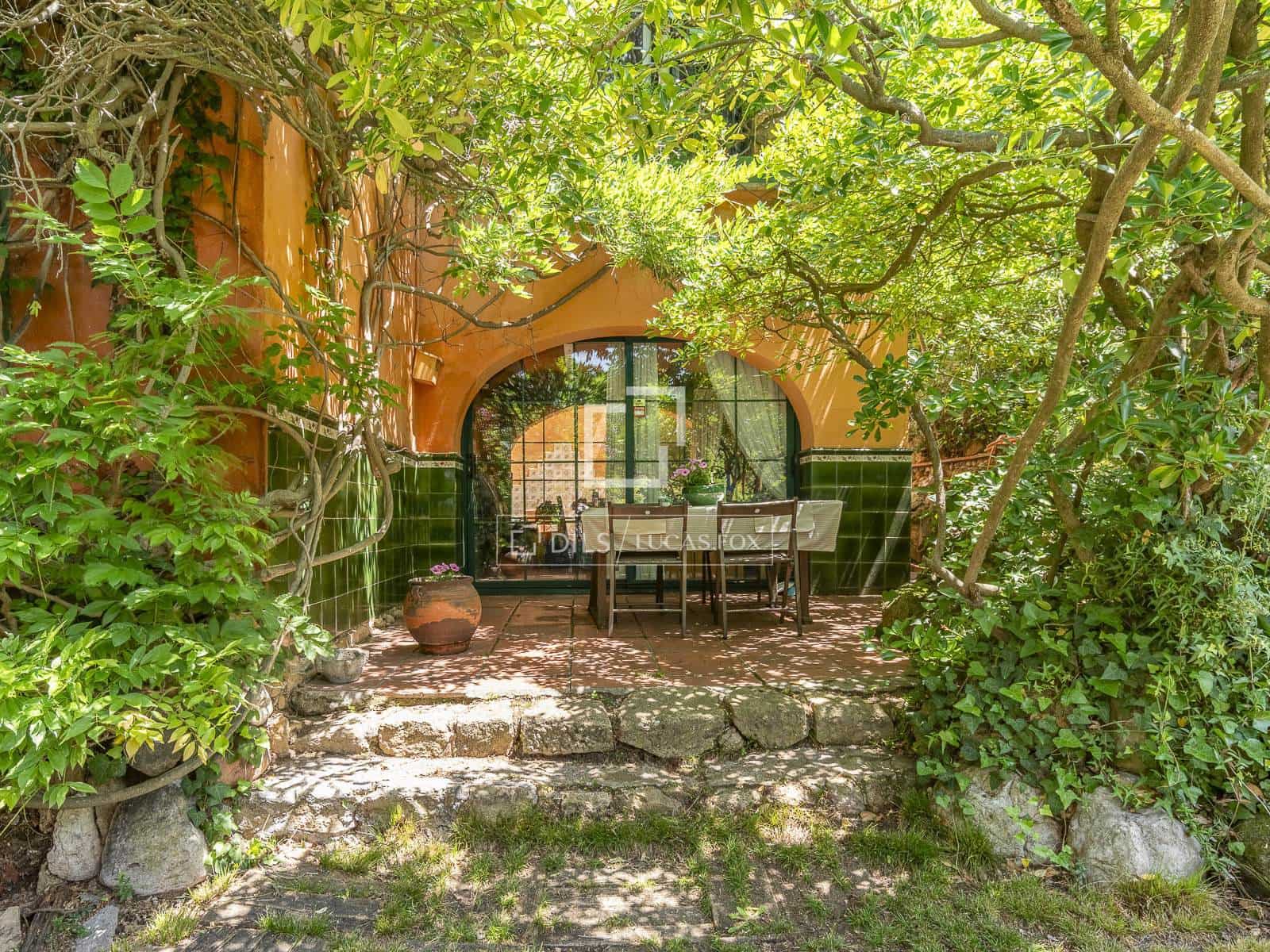 5 soverom Villa til salgs i Barcelona by med svømmebasseng garasje - € 1 800 000 (Ref: 9874169)