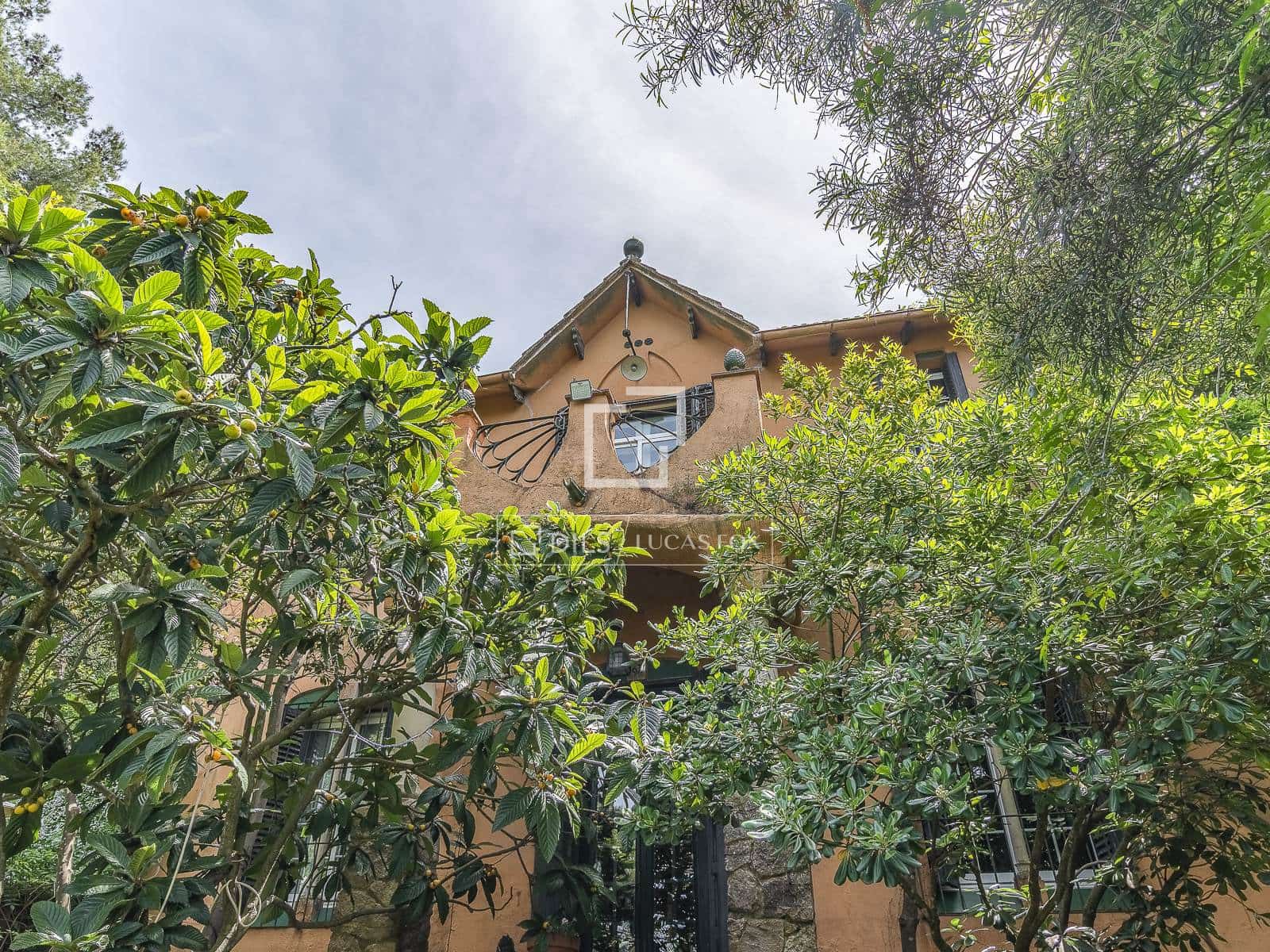 5 soverom Villa til salgs i Barcelona by med svømmebasseng garasje - € 1 800 000 (Ref: 9874169)