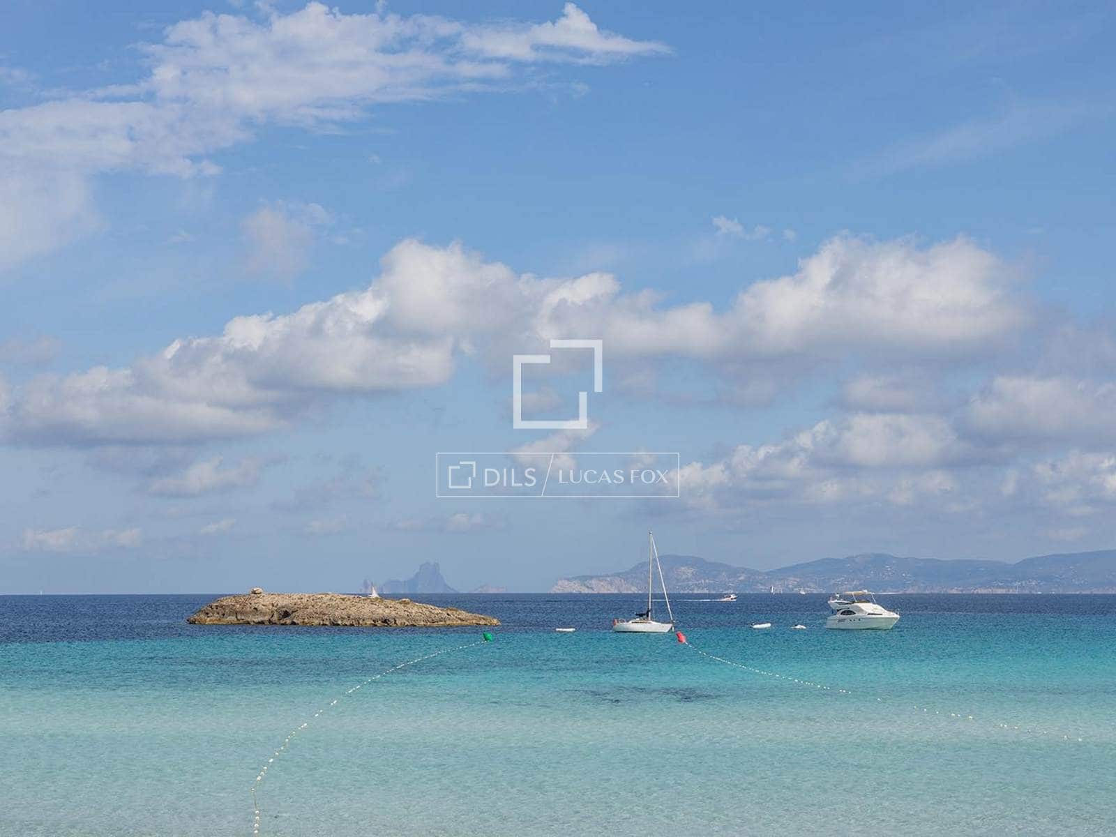 5 bedroom Villa for rent in Formentera municipality with pool garage - € 40,042 (Ref: 9874374)