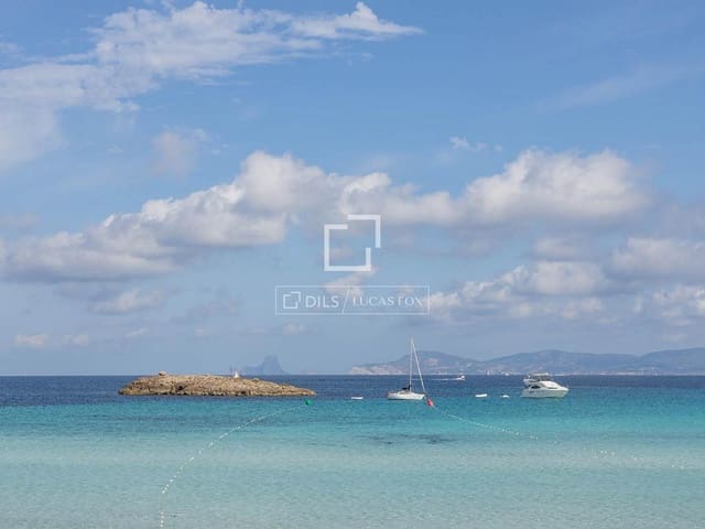 5 bedroom Villa for rent in Formentera municipality with pool garage - € 40,042 (Ref: 9874374)