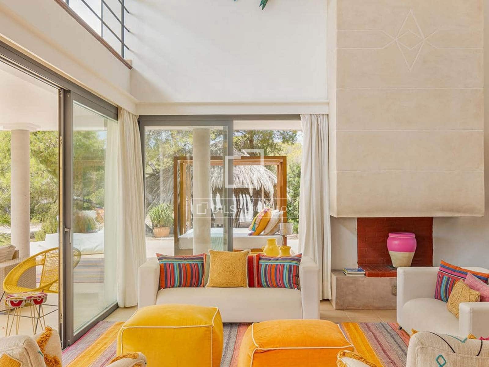 5 bedroom Villa for rent in Formentera municipality with pool garage - € 40,042 (Ref: 9874374)