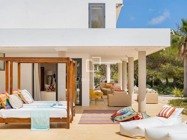 5 bedroom Villa for rent in Formentera municipality with pool garage - € 40,042 (Ref: 9874374)