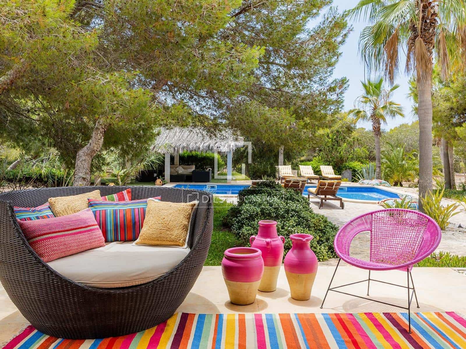 5 bedroom Villa for rent in Formentera municipality with pool garage - € 40,042 (Ref: 9874374)