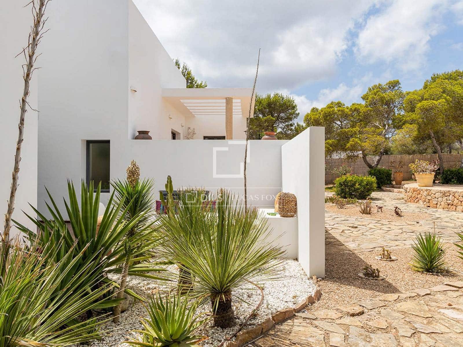 5 bedroom Villa for rent in Formentera municipality with pool garage - € 40,042 (Ref: 9874374)