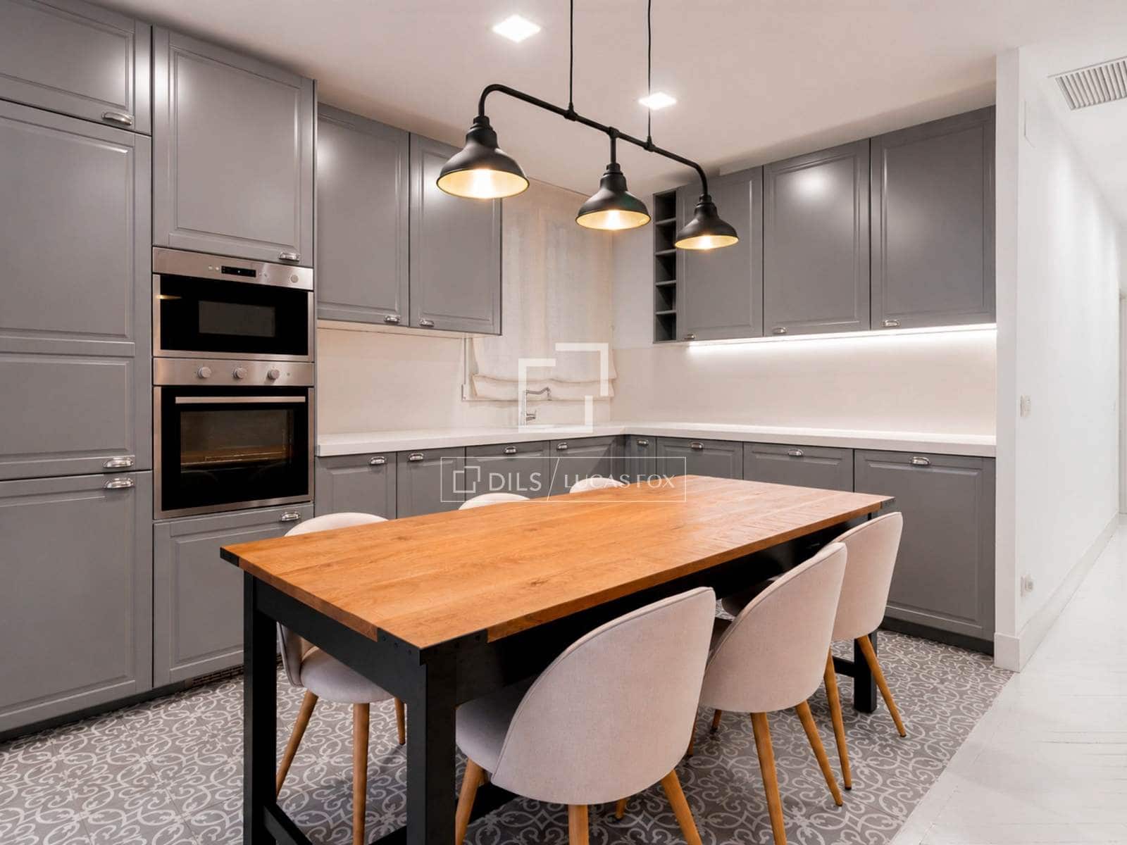 2 soveværelse Lejlighed til leje i Madrid by - € 4.100 (Ref: 9874375)