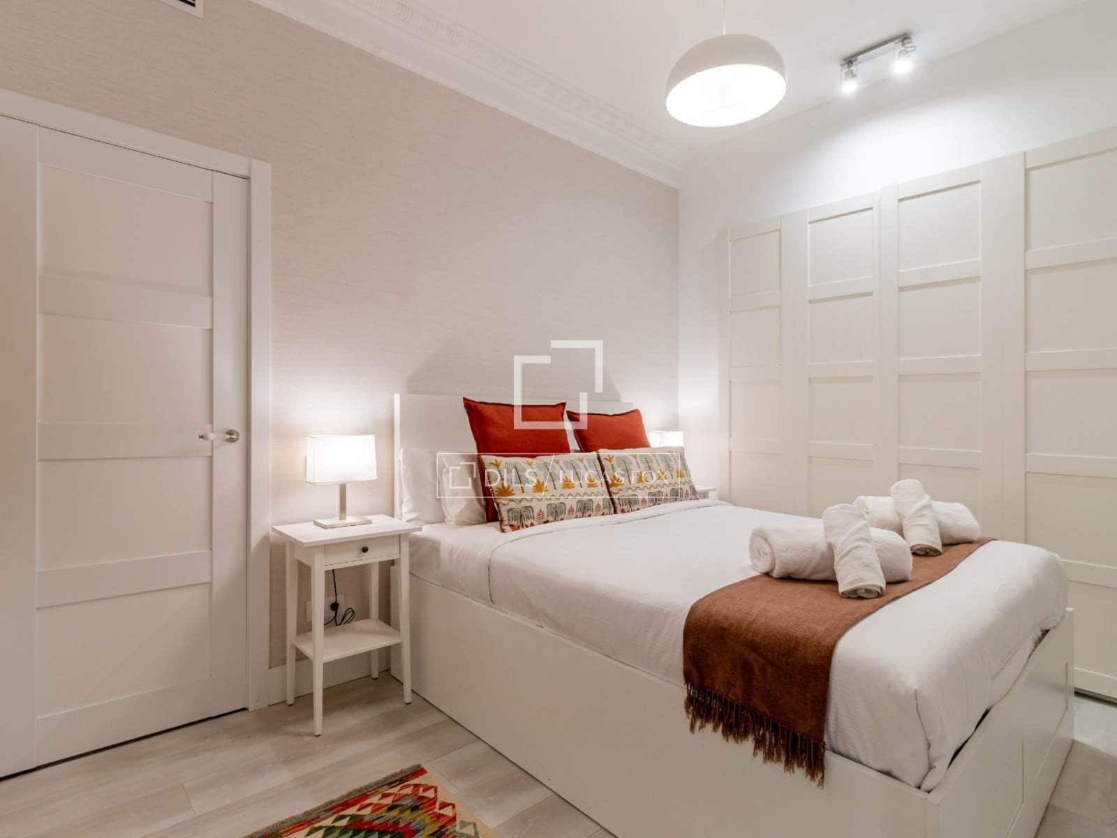 2 soveværelse Lejlighed til leje i Madrid by - € 4.100 (Ref: 9874375)