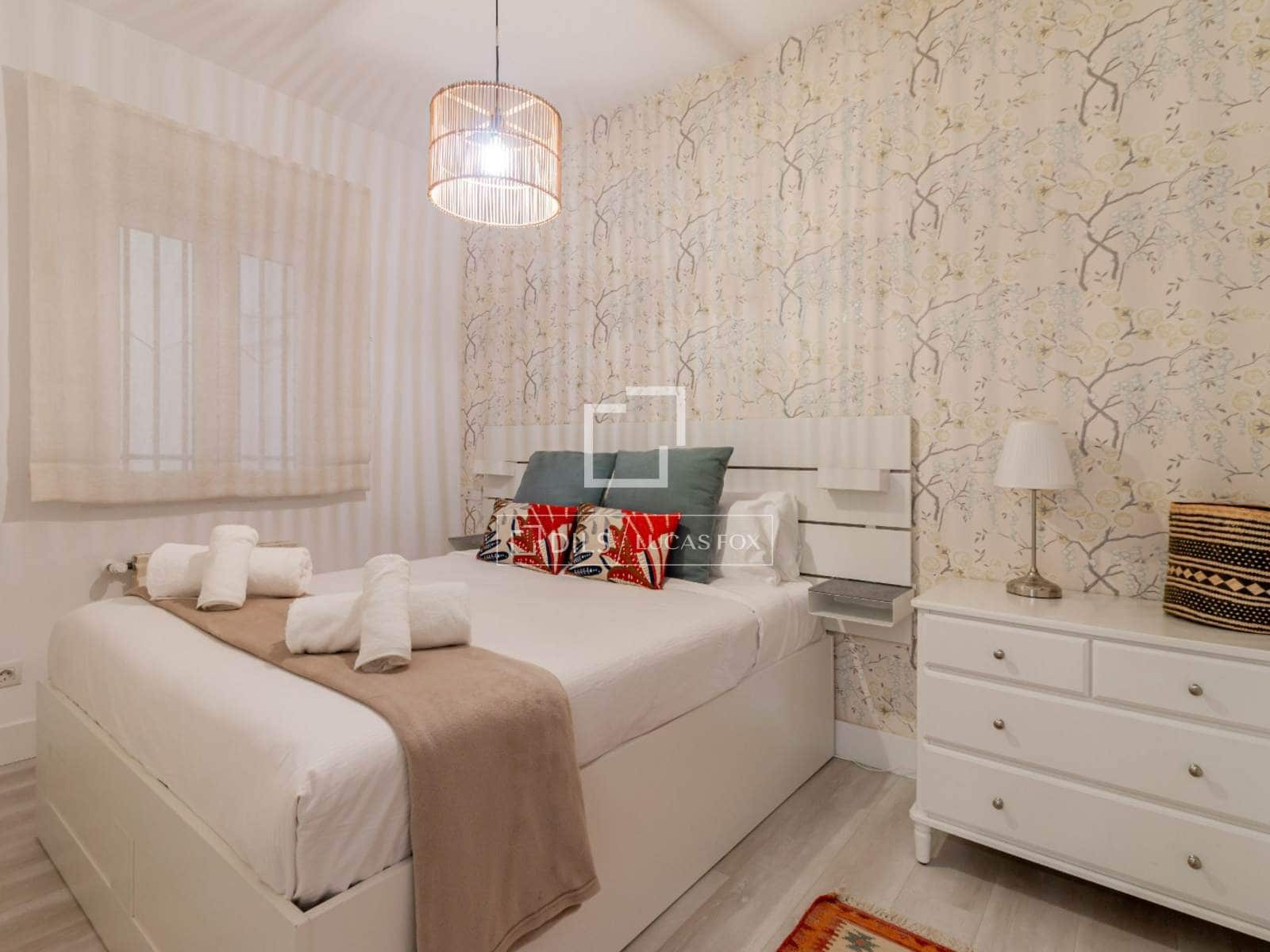 2 soveværelse Lejlighed til leje i Madrid by - € 4.100 (Ref: 9874375)