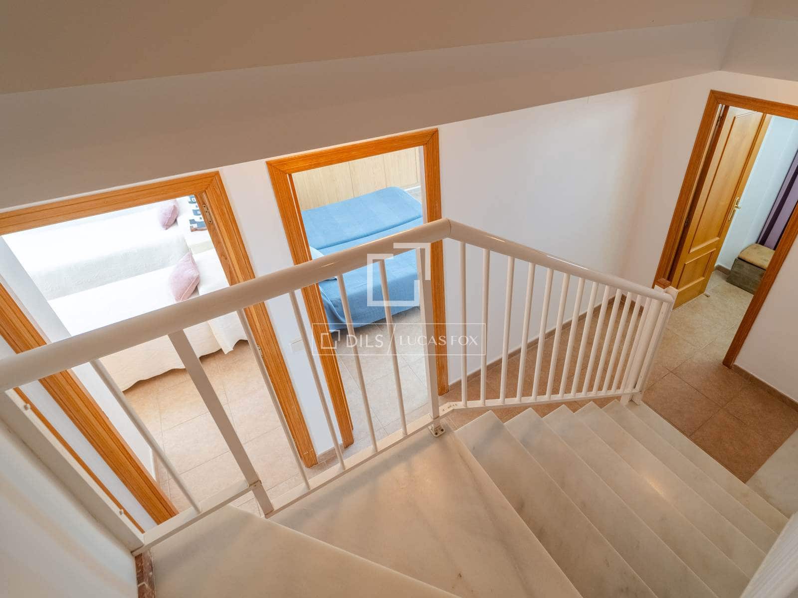 4 soveværelse Villa til salg i Cullera med swimmingpool garage - € 400.000 (Ref: 9875305)
