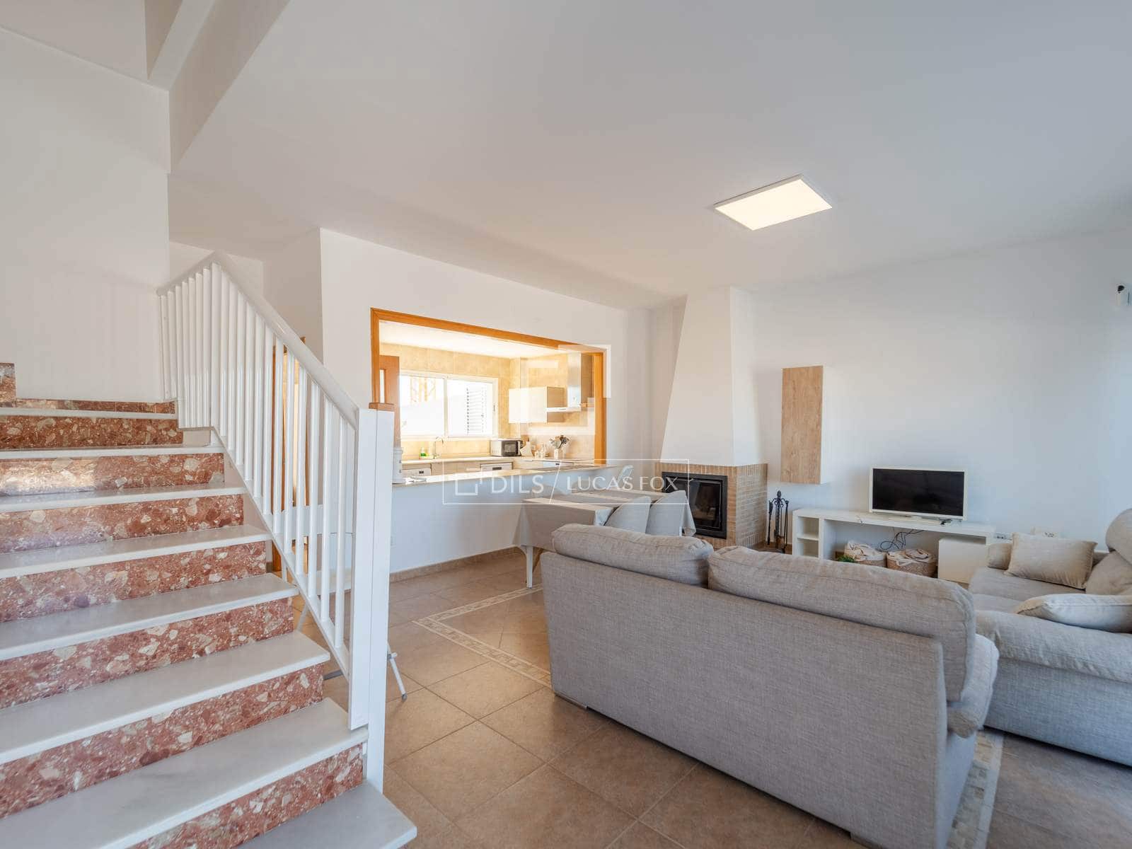 4 soveværelse Villa til salg i Cullera med swimmingpool garage - € 400.000 (Ref: 9875305)