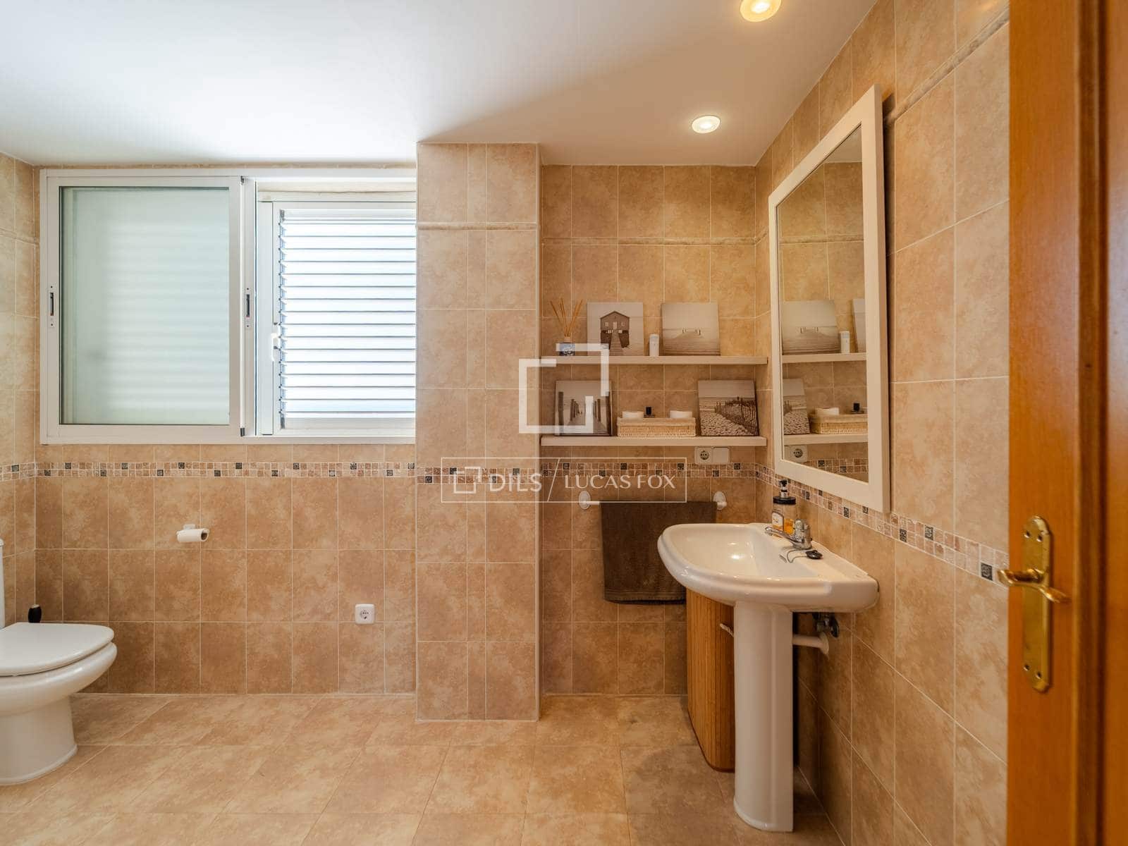 4 soveværelse Villa til salg i Cullera med swimmingpool garage - € 400.000 (Ref: 9875305)